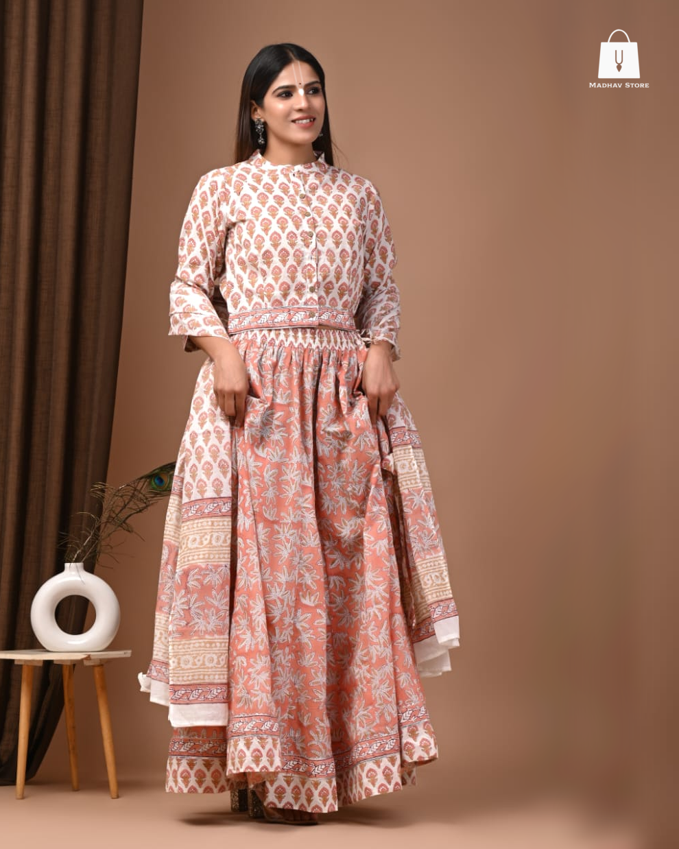 Parameshvari Peach-white | Gopi dress collection