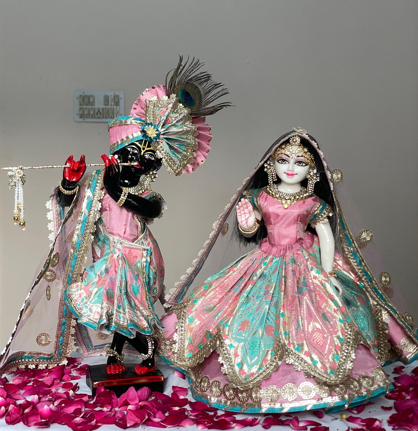 Gulabi Neer Poshak | Silk brocade heavy dress for Radha Krishna with heavy Pagdi