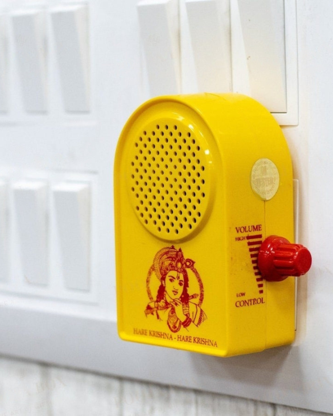 Mini Srila Prabhupada chanting box
