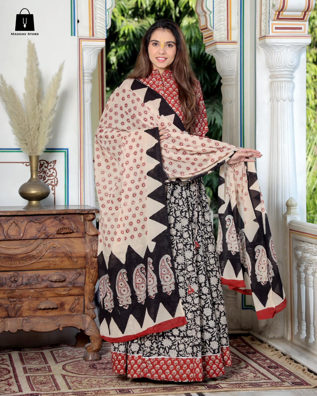 Gopi Dress Set XL | Gangotri