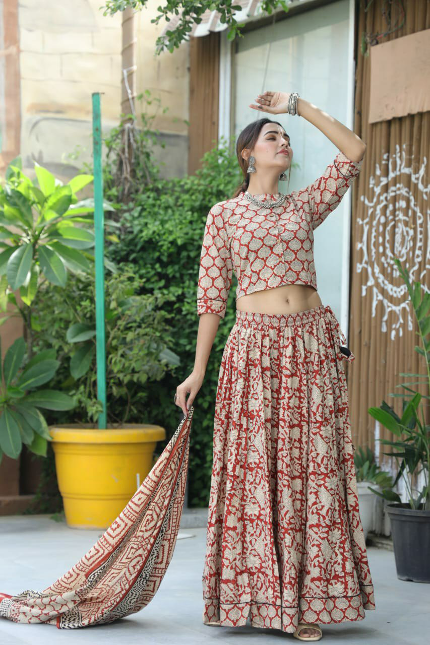 Malini | GOPI SKIRTS BY RADHIKA