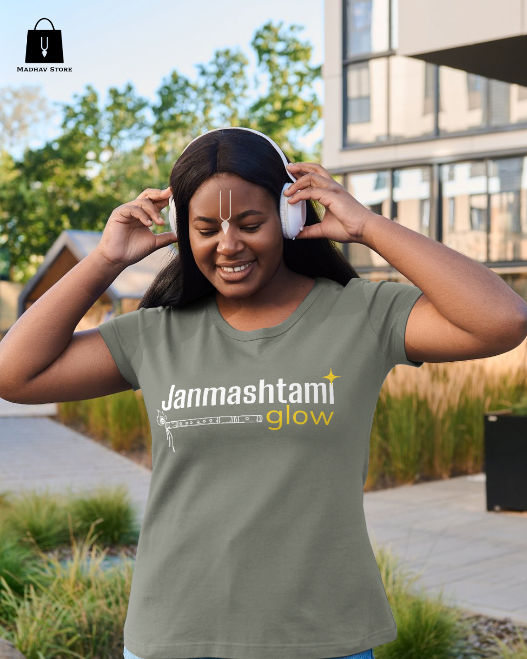 Embrace the Janmashtami Glow!