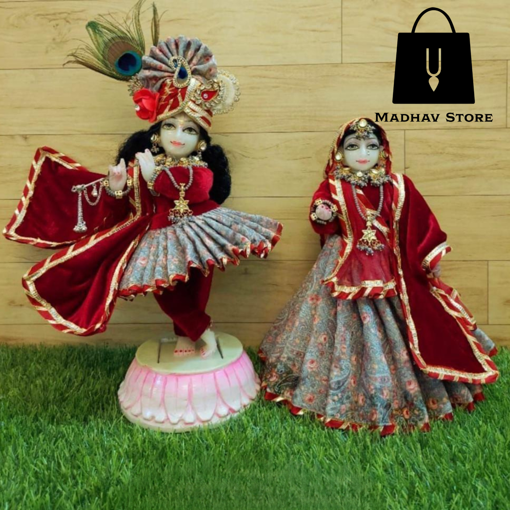 Royal Traditional Dress for Radha Krishna with Pagdi – Madhav Store