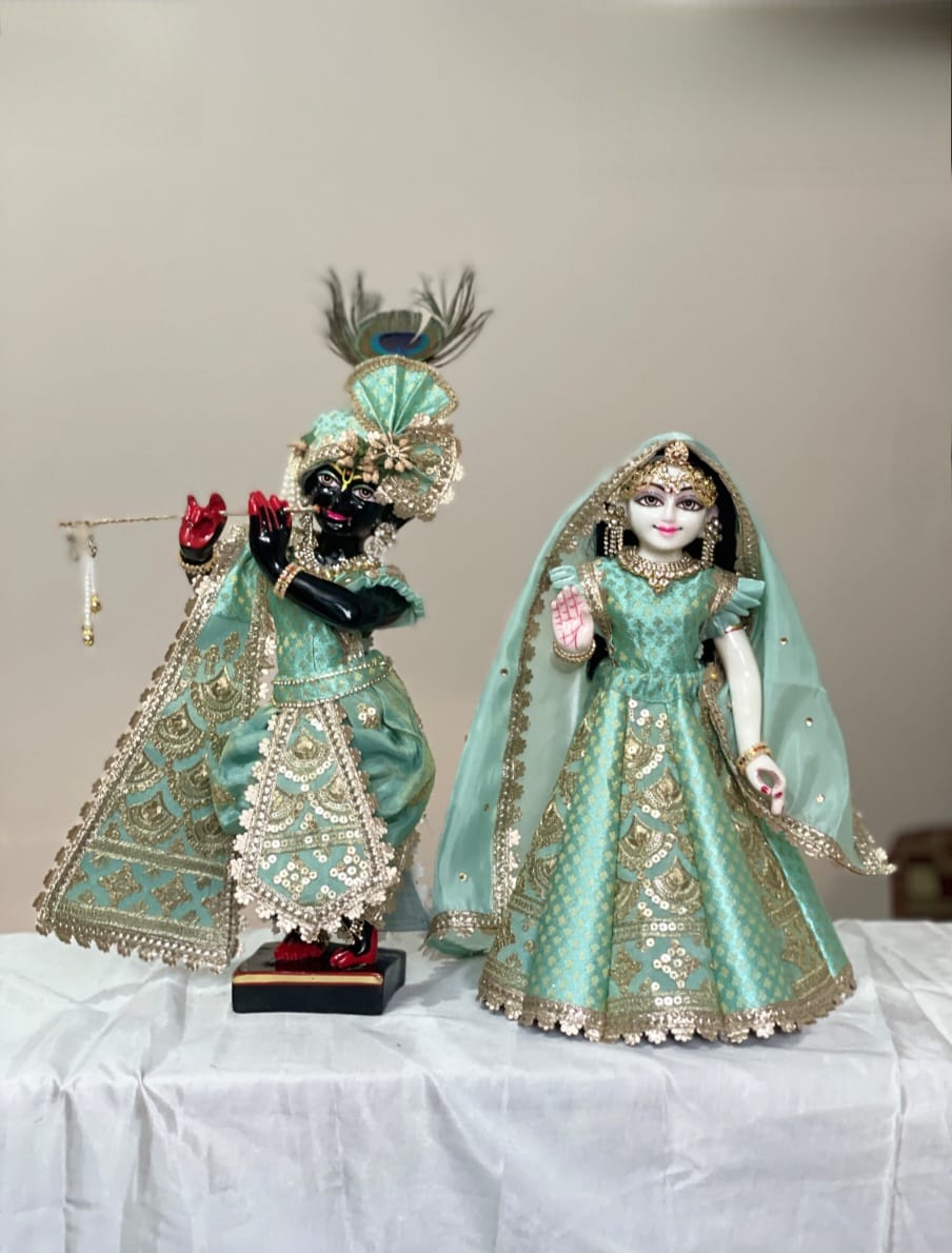 Vasant Madhuri | Banarasi silk hand embroidery heavy dress for Radha Krishna with heavy Pagdi