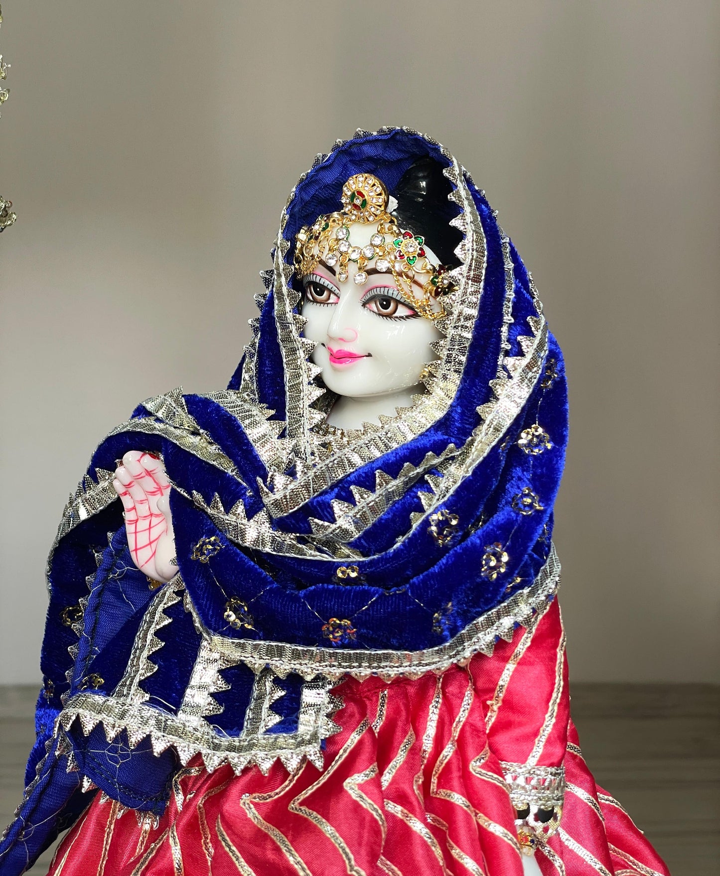 Rajwada Winter Shringaar Set with winter Shawls | hand embroidery heavy dress for Radha Krishna with heavy Pagdi